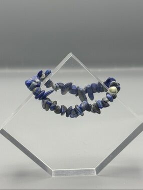 Lapis Chip Bead Stretch Bracelet - Blue